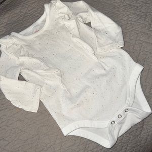 Cat & Jack Baby long sleeve ruffle trim bodysuit girl’s 3-6M